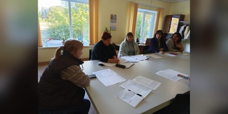 У Дівичківській громаді провели нараду щодо безпеки дітей та обліку учнів
